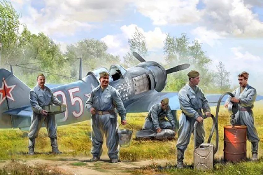 Zvezda 1/72 Soviet Airforce Ground Crew 6187